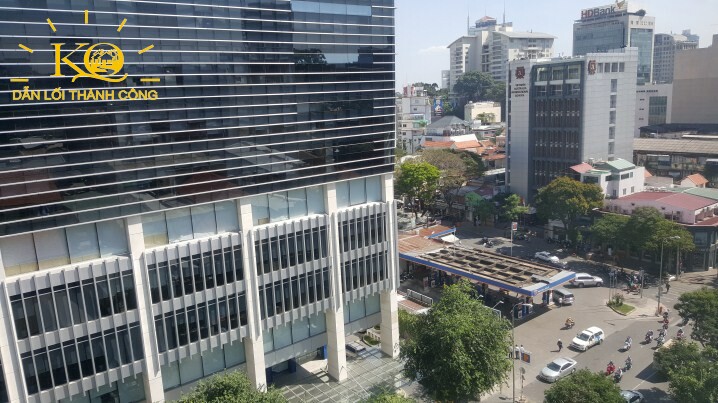 Một hướng view khác của tòa nhà IDC building